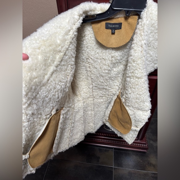 Talbots Faux Fur Vest - Picture 5 of 5